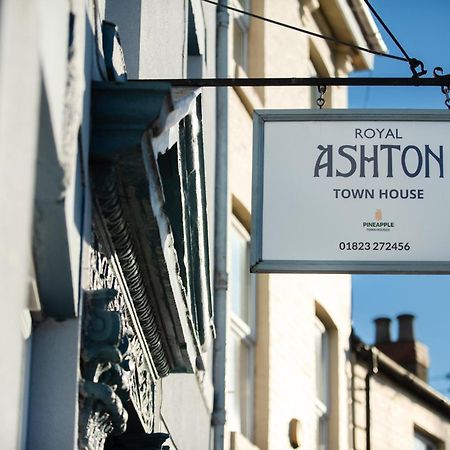Отель Royal Ashton Townhouse - Тонтон Экстерьер фото